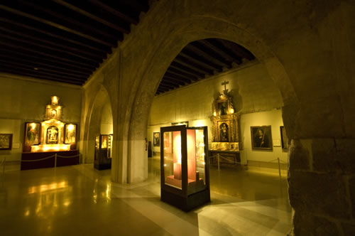 Vista de la cilla del monasterio de Cañas